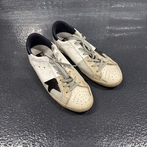 Golden Goose Superstar Sneakers – Used